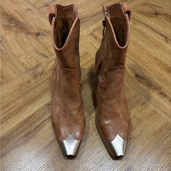 BEAST FASHION Shoes - BEAST FASHION Brown Leather Western Ankle Boots with Silver Toe Caps